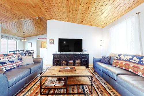 Creekside Home in Fairplay – Photos 3