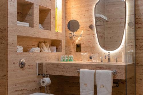 Un baño de Palazzo Bifora