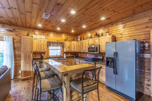 Mountain Range Retreat – Photos 4