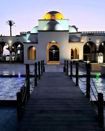 Φωτογραφία από το άλμπουμ του Palm Beach Piazza Apart hotel Sahl Hasheesh στη Χουργκάντα