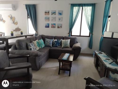 Quepos Villa #2 NEW 3bed 3 bath