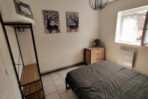 Posteľ alebo postele v izbe v ubytovaní Appartement style industriel au centre de Douai