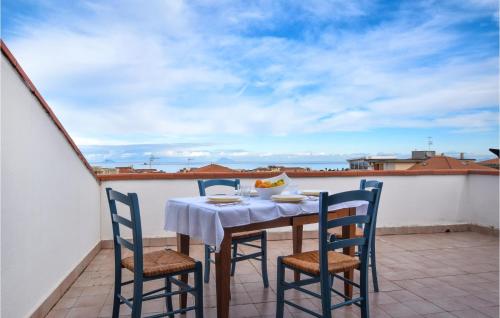 Nice Apartment In Santagata Di Militell With Wifi And 1 Bedrooms