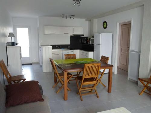Appartement Royan, 5 pièces, 6 personnes - FR-1-494-152