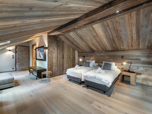 Penthouse exceptionnel avec jacuzzi, sauna, skis aux pieds, animaux admis
