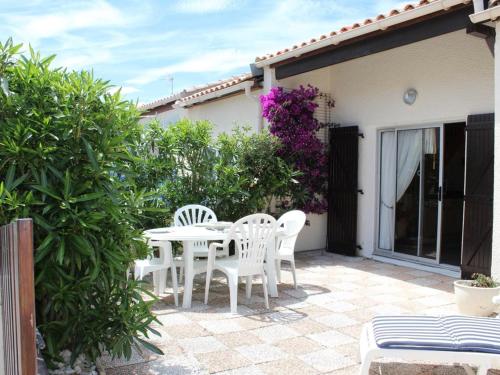 Maison Gruissan, 5 pièces, 8 personnes - FR-1-229-67