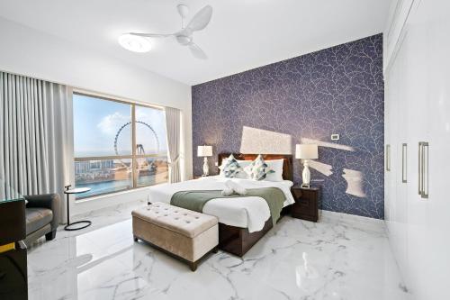 Exquisite 3BR + kids room in JBR w/ Ain Dubai view