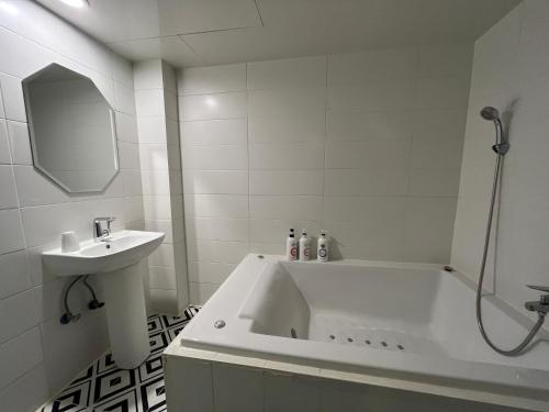 Koupelna v ubytování Hotel Yaja Hwajeong Station