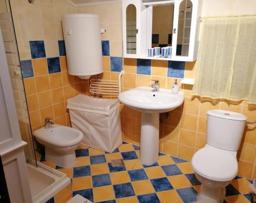 A bathroom at Apartments Villa Vera