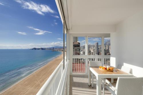 Brilliant Panoramic Front line apartment Veracruz Levante