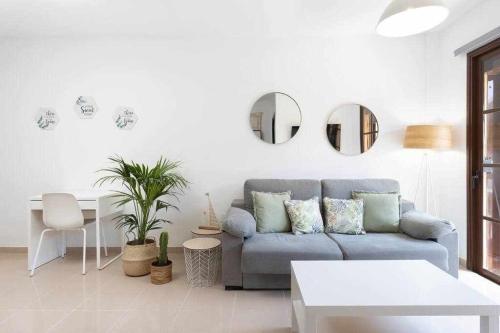 Sunnyland Apartment Costa Silencio parking