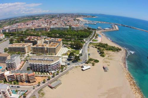 LITORAL COSTA DORADA - PARADIS Only families