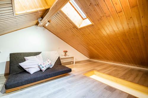 For You Rentals TEMPORAL Nice Chalet 3 Heights Linear City MIS570
