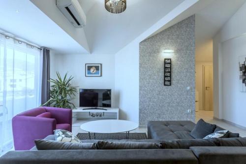 Apartment in Kastel Novi with balcony, air conditioning, W-LAN, washing machine 5105-1