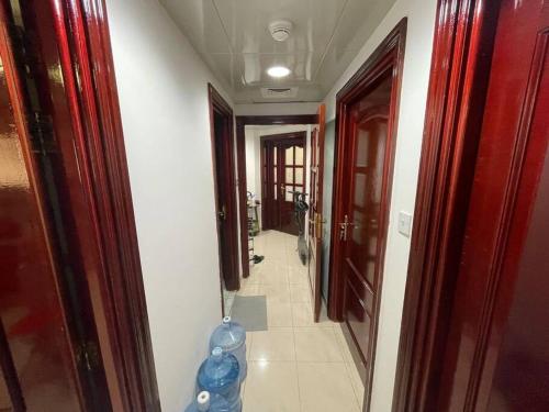  Private Room&Bath (WiFi Netflix) -  Room  picture :   Tea/Coffee maker    Air conditioning    Hot tub                       