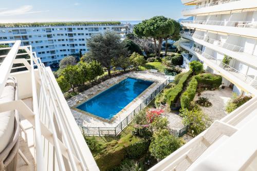 2-Br in high Residential Property