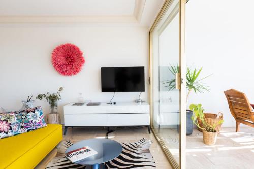 2-Br in high Residential Property
