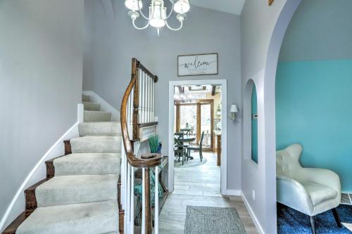 Φωτογραφία από το άλμπουμ του Vermilion River Home with Hot Tub and Private Dock! σε Vermilion