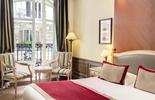 Кровать или кровати в номере Best Western Premier Trocadero La Tour