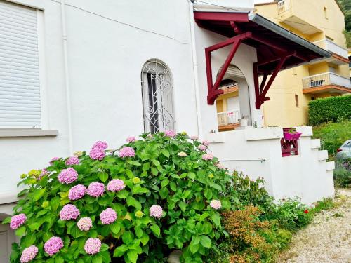 Vonkajšia záhrada v ubytovaní Villa La Closeraie