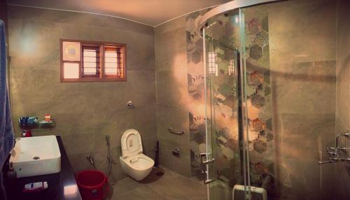 Koupelna v ubytování Monappa Estate - Top Rated - Luxury Villa