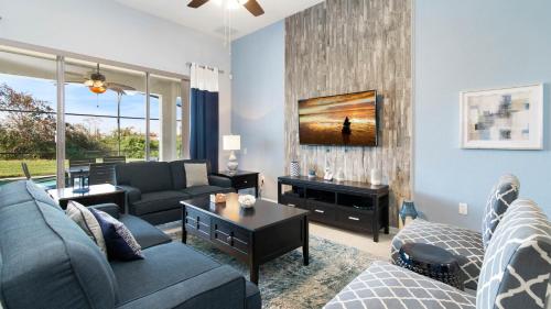 2702 Manesty Lane – Photos 3