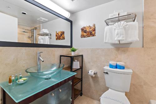 Renovated with City View at Aqua Palms Waikiki_3