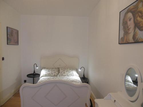 Posteľ alebo postele v izbe v ubytovaní Appartement face plage Boulogne-sur-Mer - Balcon, WiFi, Terrasse commune, Tout inclus - FR-1-376-114
