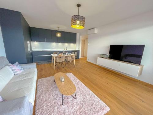 Fotografia z galérie ubytovania Ajaccio: Appartement 2 pièces climatisé avec parking - FR-1-61-605 v destinácii Ajaccio