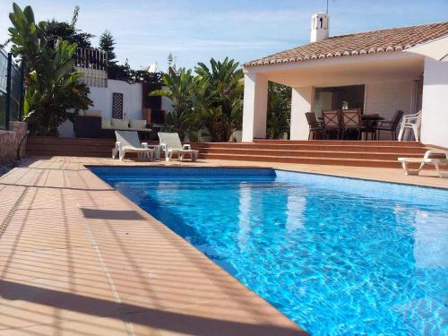 Villa 81 great spot Oura beach, Albufeira
