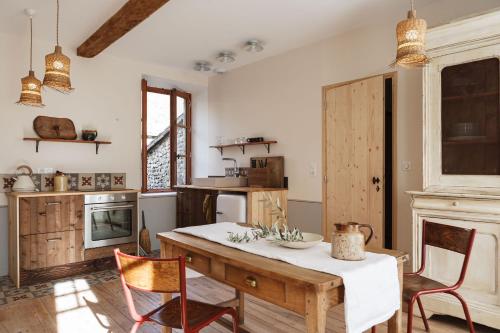 LES APPARTEMENTS DU SAINT THIERS, la Provence dans un coin de la Drôme et l'esprit d'une maison d'hôtes à Saoû