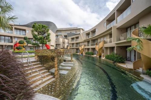 Bazén v ubytování Metadee Concept Hotel nebo v jeho okolí