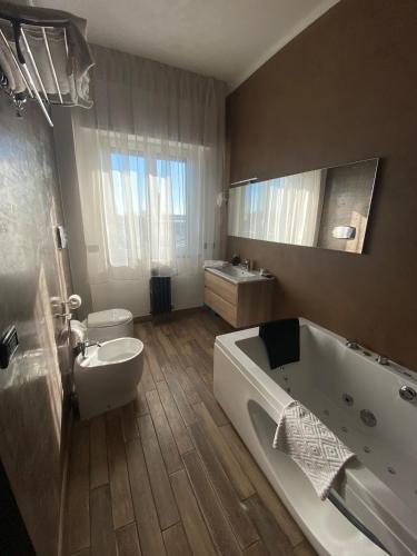 Koupelna v ubytování B2In Suite & Office