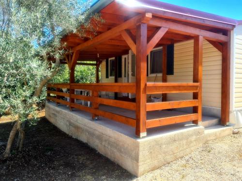 Φωτογραφία από το άλμπουμ του Gabi Mobile home σε Banj