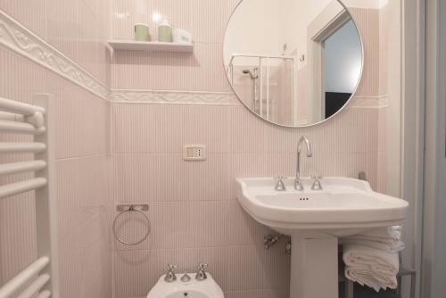 Ένα μπάνιο στο PianPieve Nature & Relax apartments