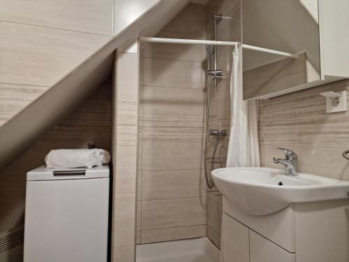 Studio Apartment LIMONA