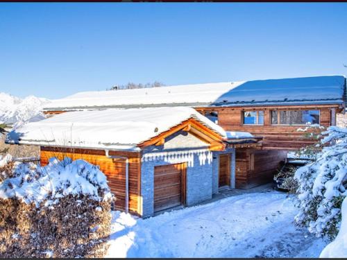 Το Chalet Woovim 8 by Interhome τον χειμώνα