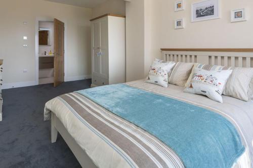 Katil atau katil-katil dalam bilik di Beesands Vista