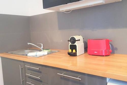 Photo de la galerie de l'établissement Little suite Bernadette, à Lille