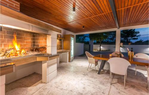 Beach Front Home In Biograd