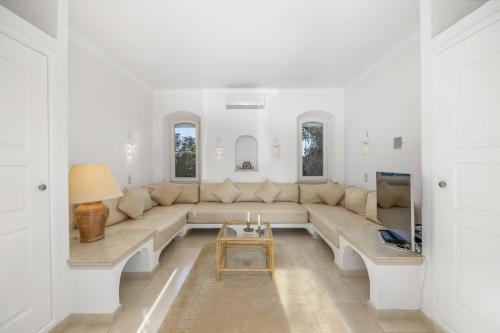 Villa Casa do Amendoal by Villa Plus