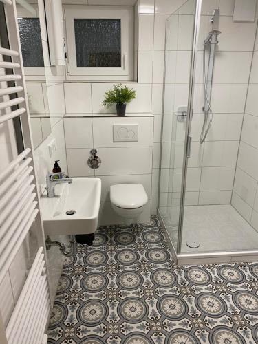 Ένα μπάνιο στο Ferienwohnung Bergstraße