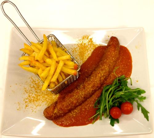 Makanan di atau berdekatan hotel