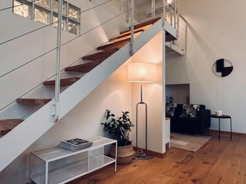 Miracle Loft Design - 7sundays