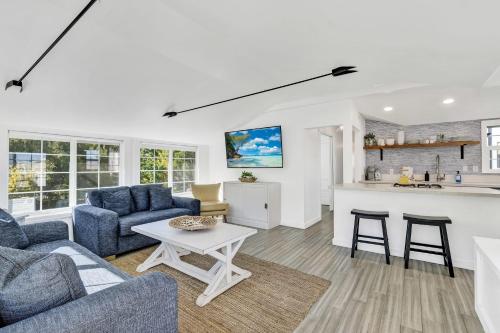 Remodeled A-Frame With Two Private Patios and Views Mountain Casino and peek-a-boo ocean views