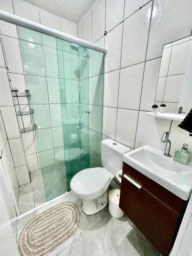 Bilik mandi di Casa com piscina Balneário Camboriú CasaAlbertiBc
