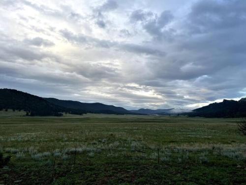 Stonewall Meadows Cabin with views! – Photos 2
