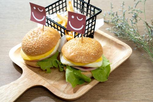 Mad på hotellet eller i nærheden