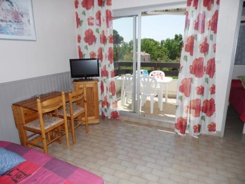 Studio cab. climatisé avec terrasse, pk privé et piscine - Grau d'Agde - FR-1-423-35