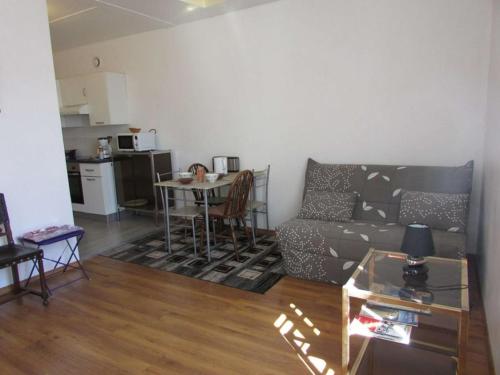 Appartement Étel, 2 pièces, 3 personnes - FR-1-479-89